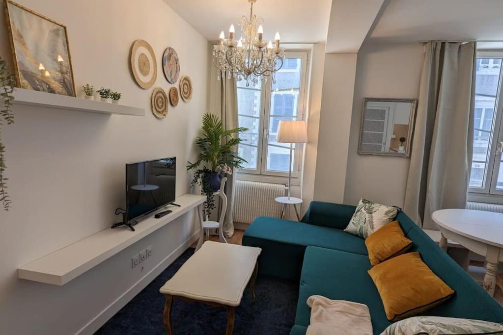 Cosy Queen -3Ch- Centre Ville & Parking Privee - Wifi Haut Debit Pau Bagian luar foto