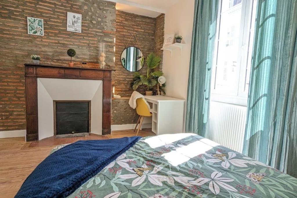 Cosy Queen -3Ch- Centre Ville & Parking Privee - Wifi Haut Debit Pau Bagian luar foto